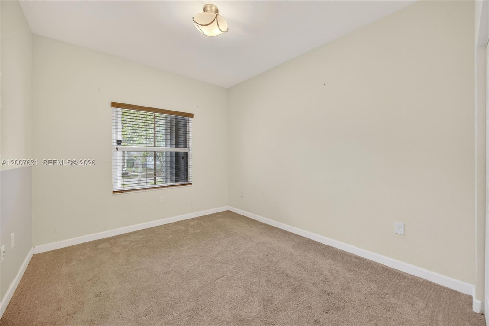 236 SE 32nd Ave