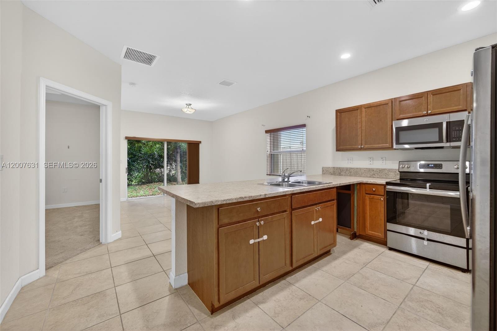 236 SE 32nd Ave