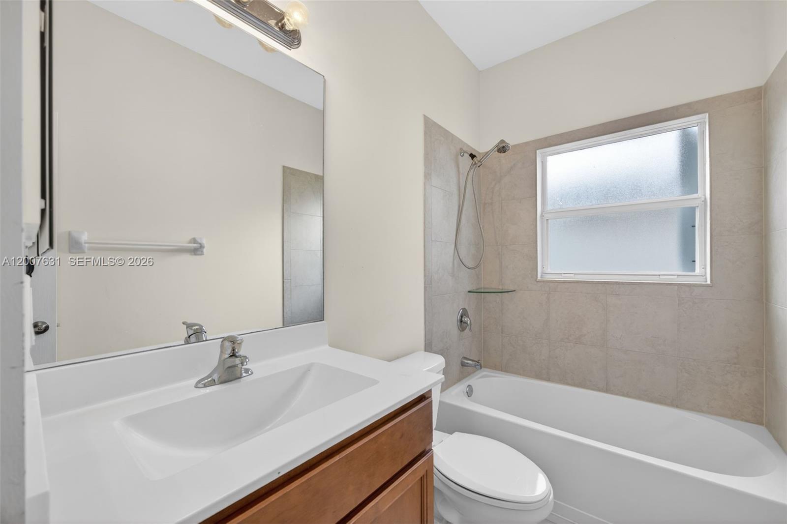 236 SE 32nd Ave