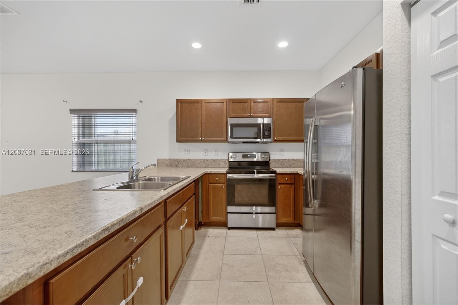 236 SE 32nd Ave