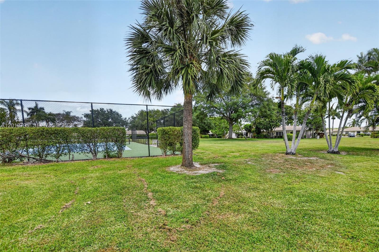 8749 Belle Aire Dr
