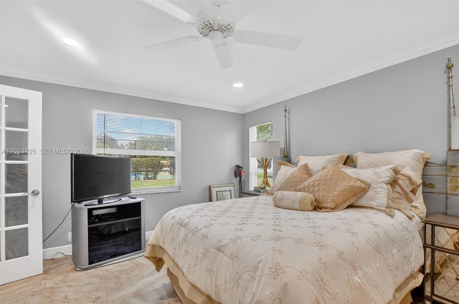 8749 Belle Aire Dr