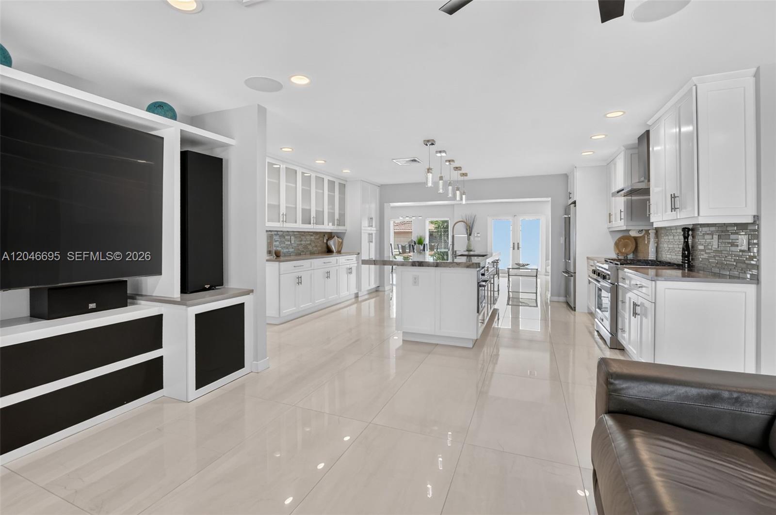 966 SE 9th Ave