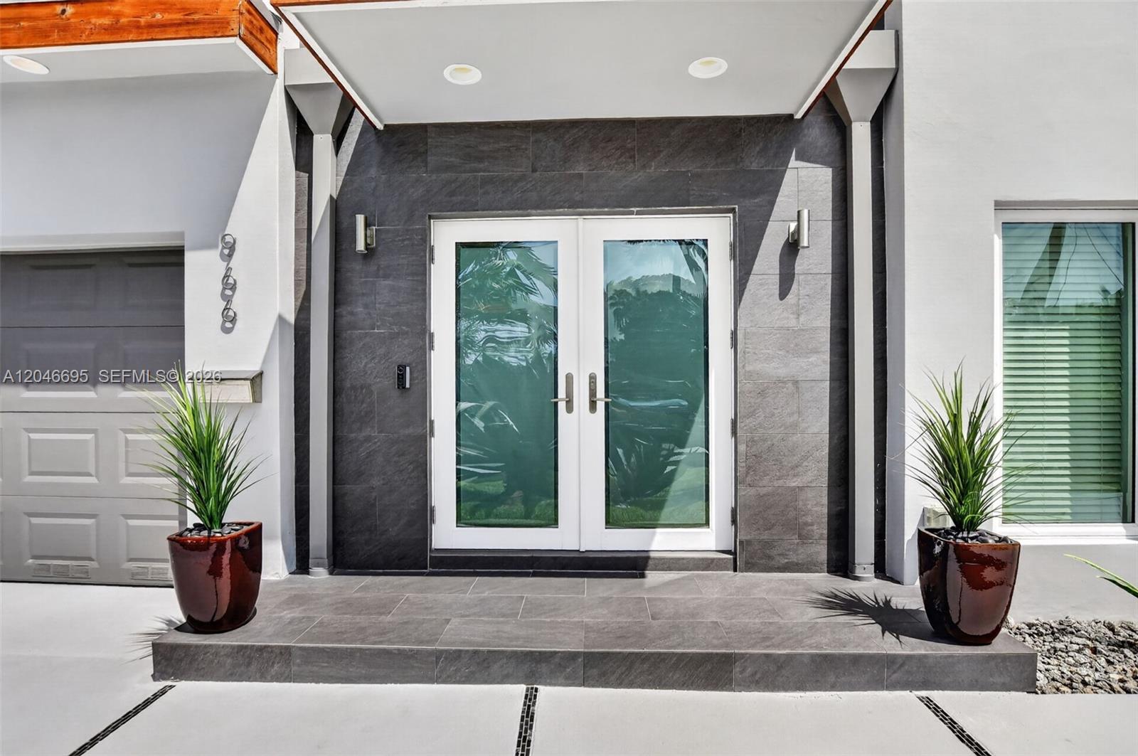 966 SE 9th Ave