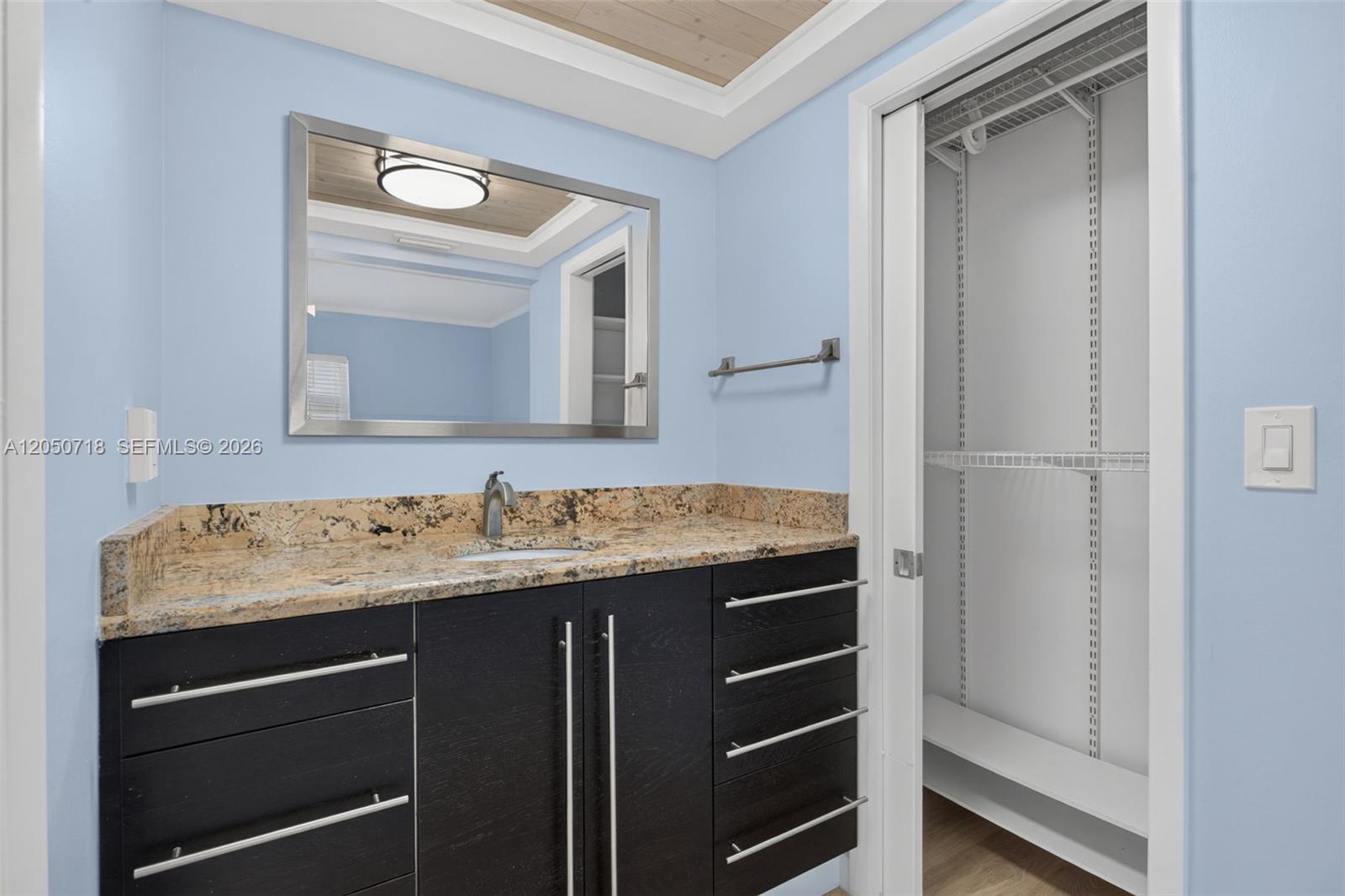 708 SE 7th Ave # 8