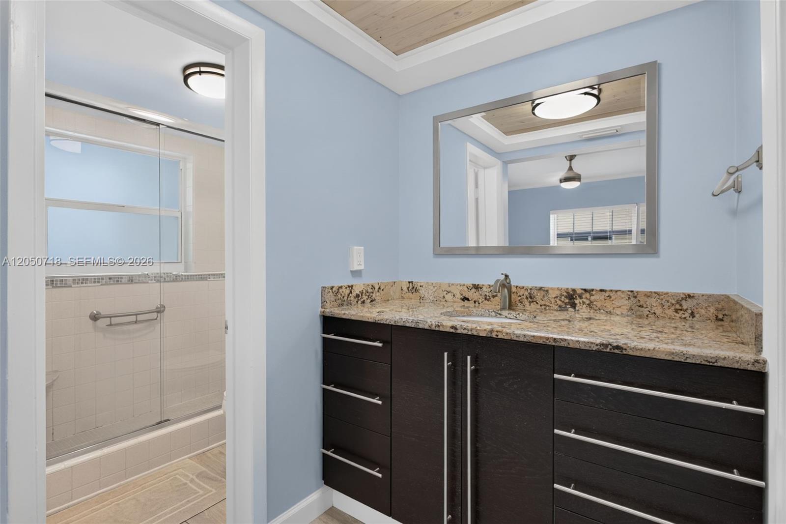 708 SE 7th Ave # 8
