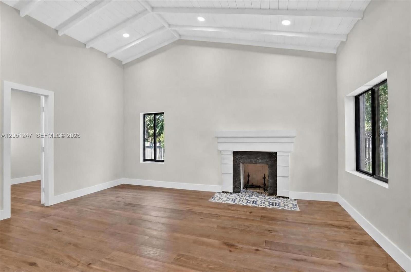 76 NW 97th St
