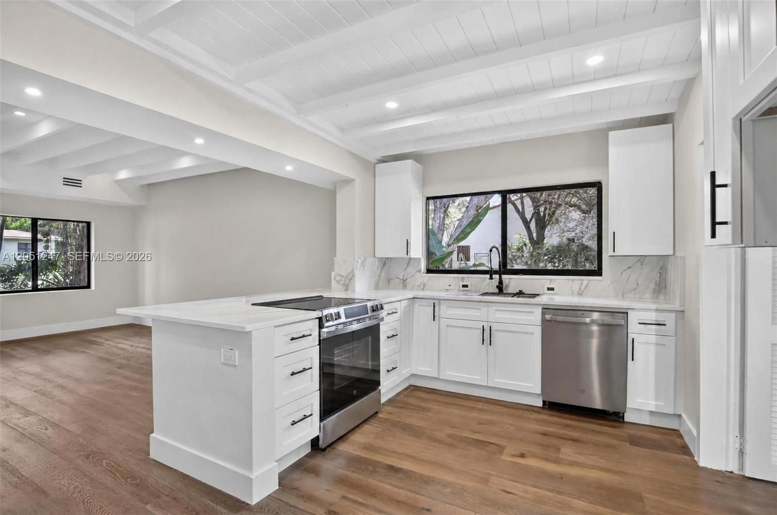 76 NW 97th St