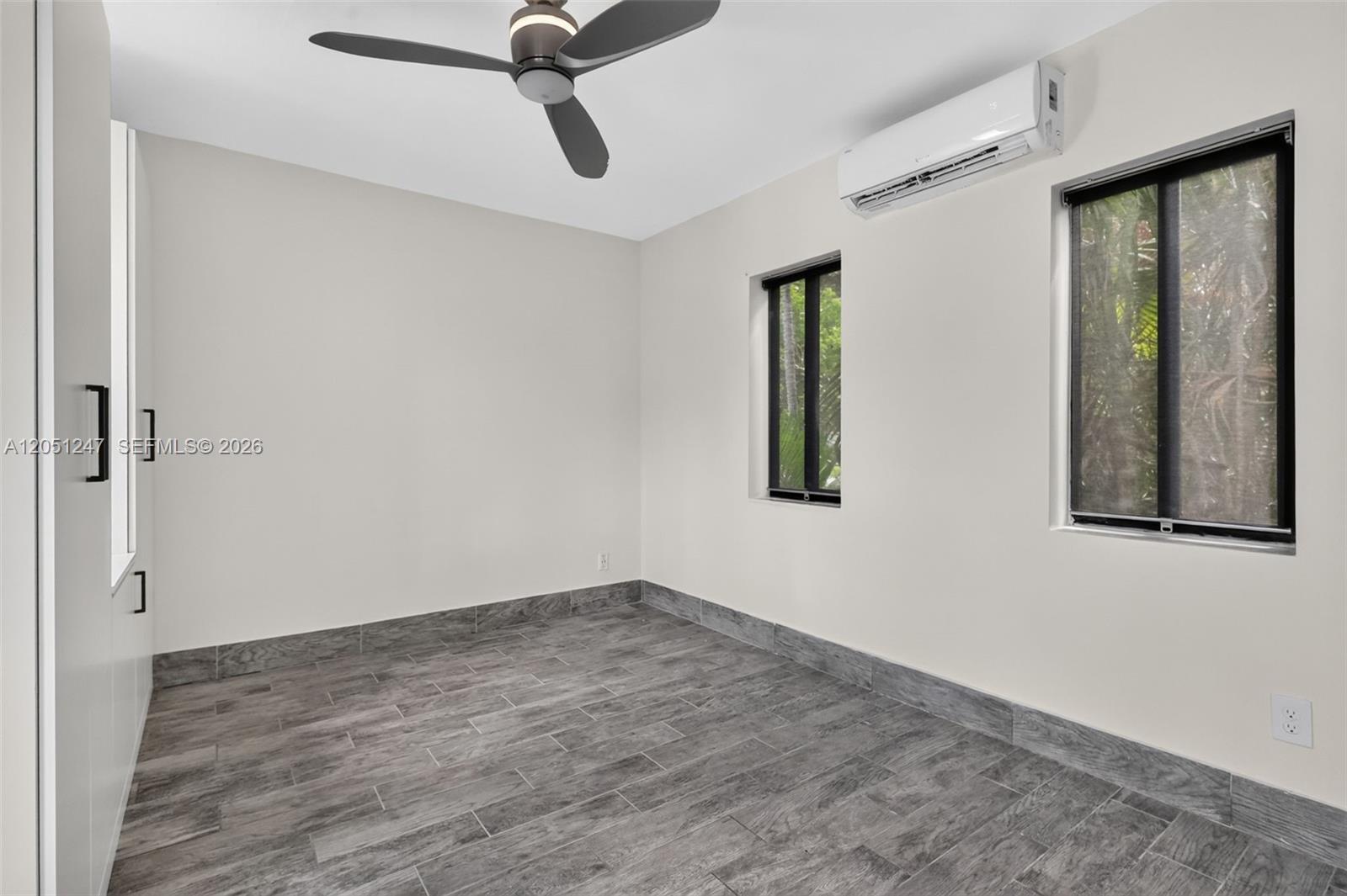 76 NW 97th St