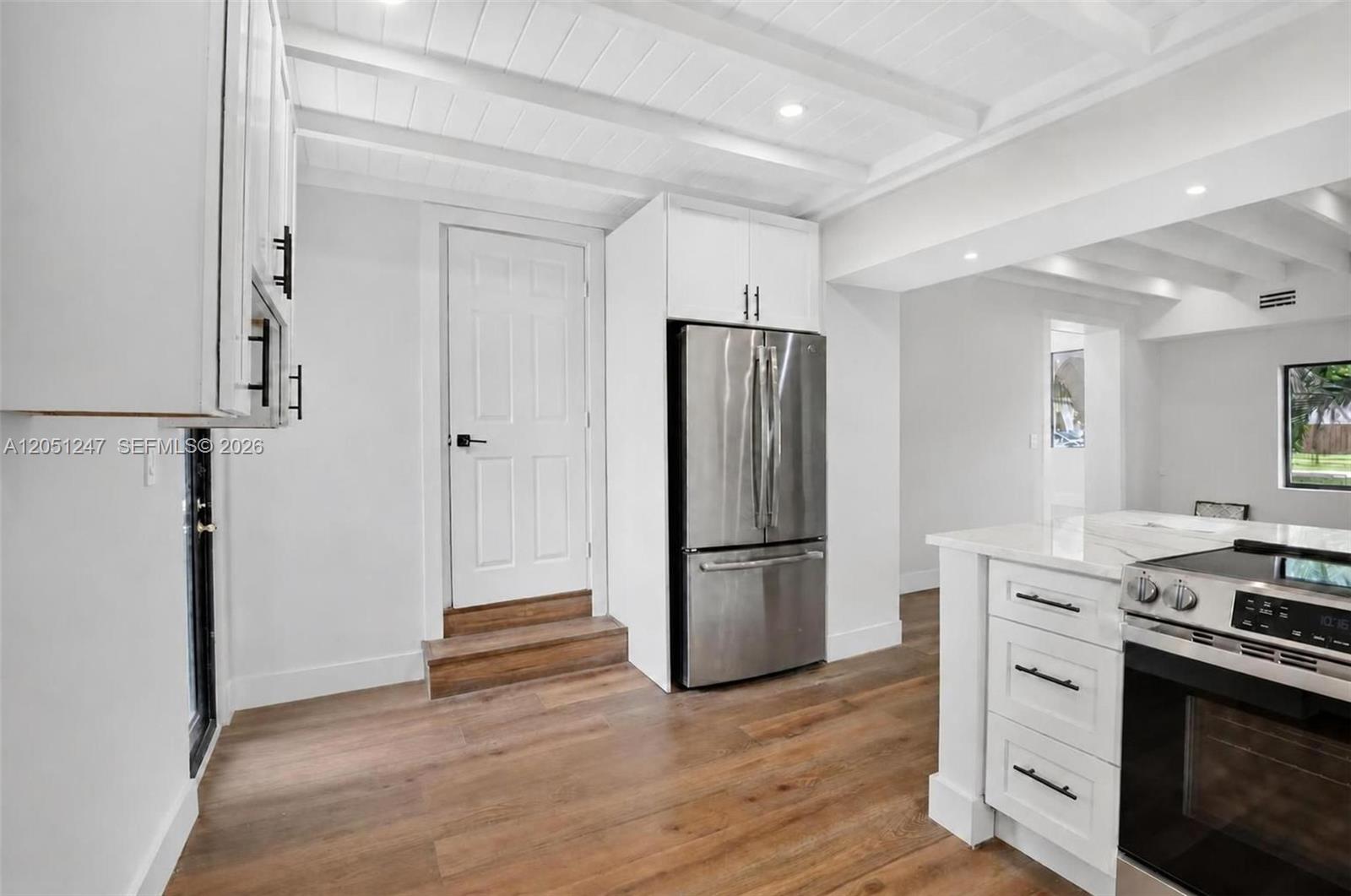 76 NW 97th St
