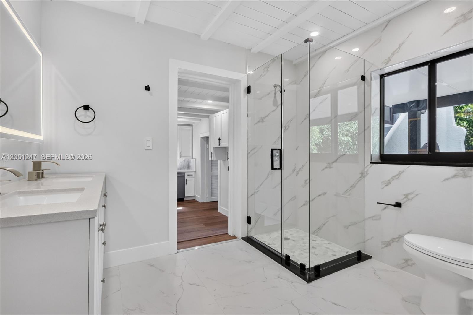 76 NW 97th St