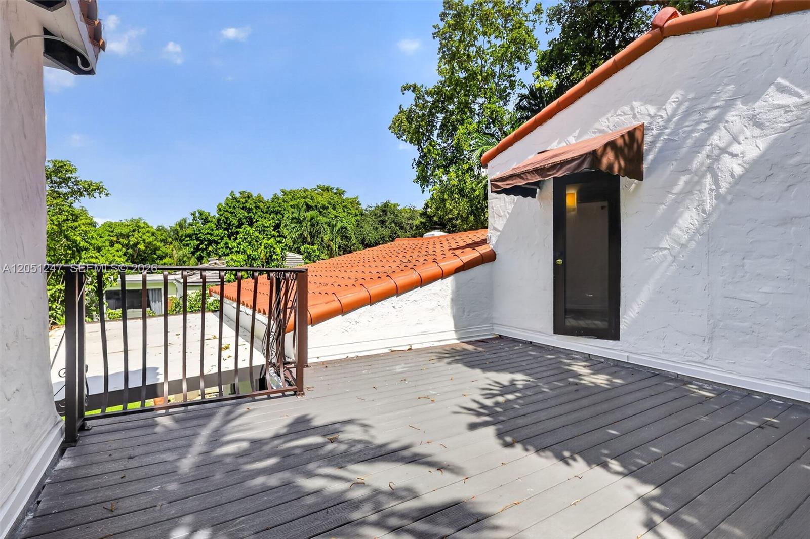 76 NW 97th St