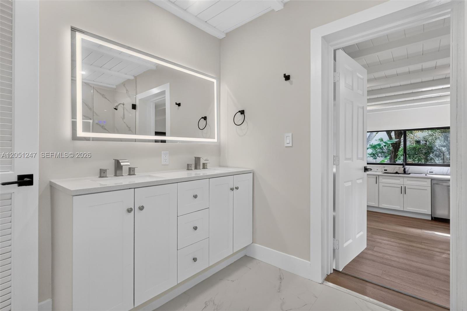 76 NW 97th St