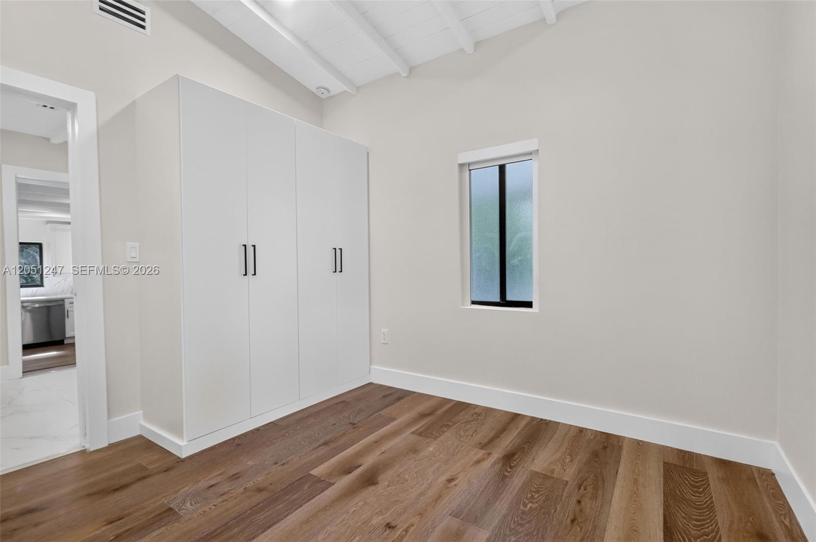 76 NW 97th St