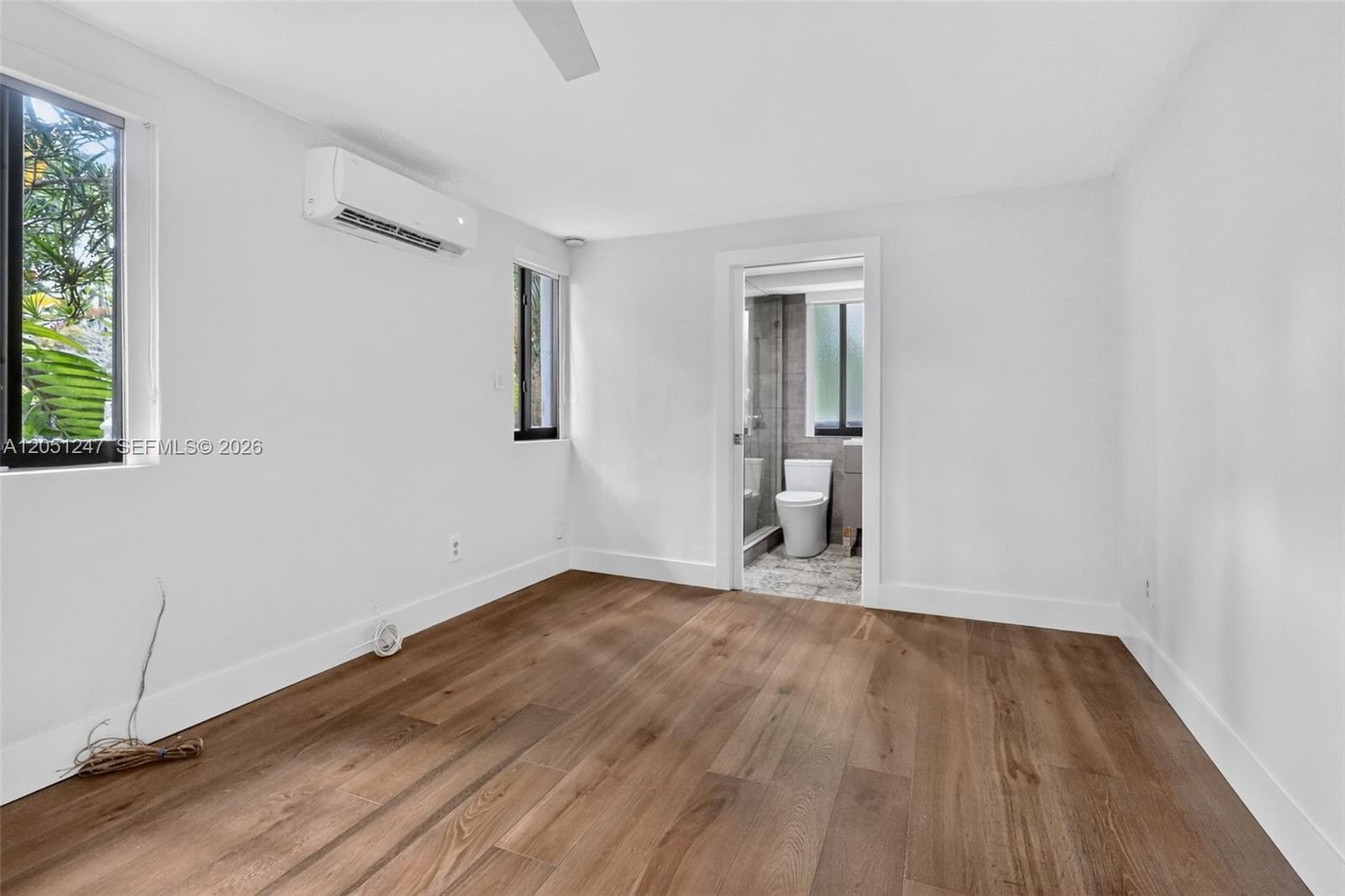 76 NW 97th St