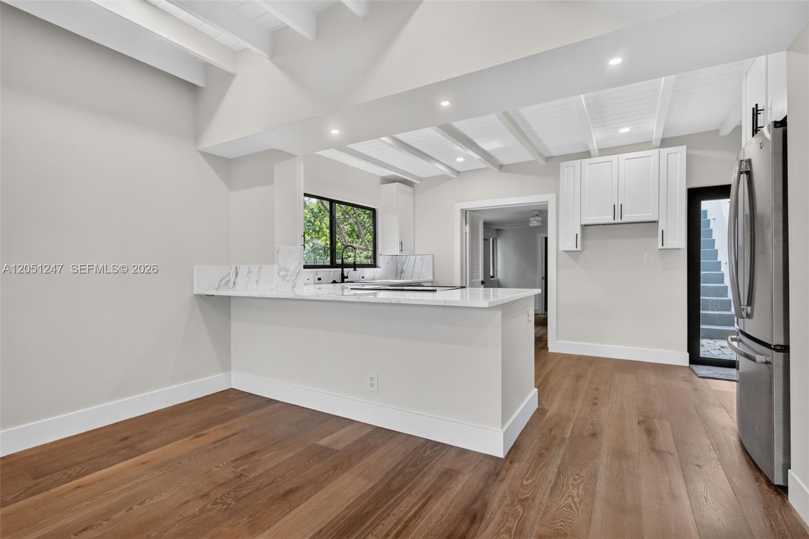76 NW 97th St