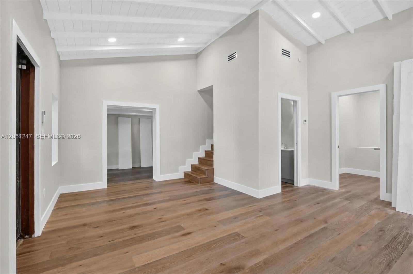 76 NW 97th St
