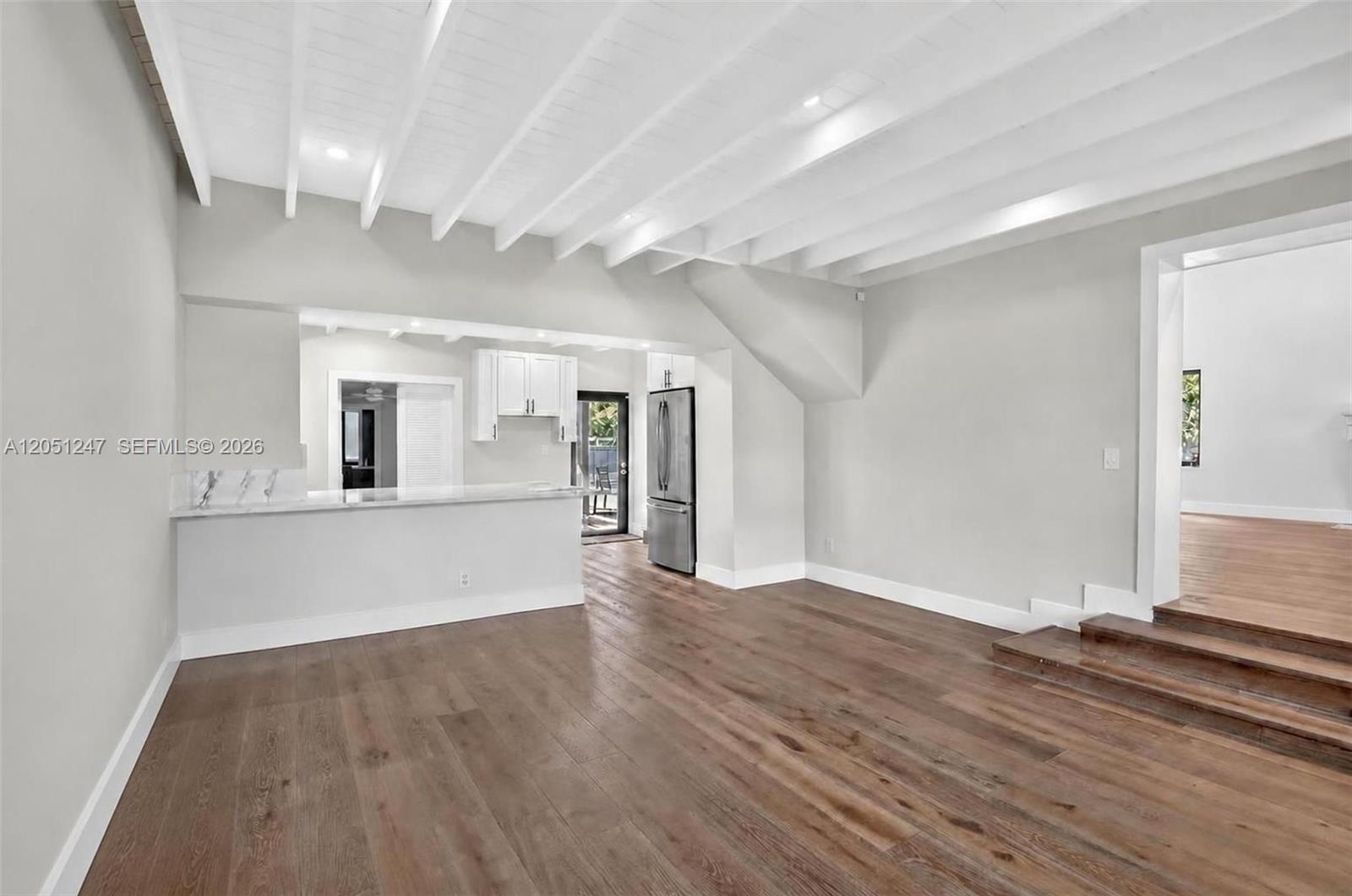 76 NW 97th St