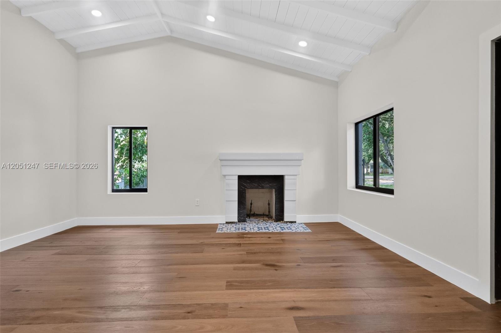 76 NW 97th St