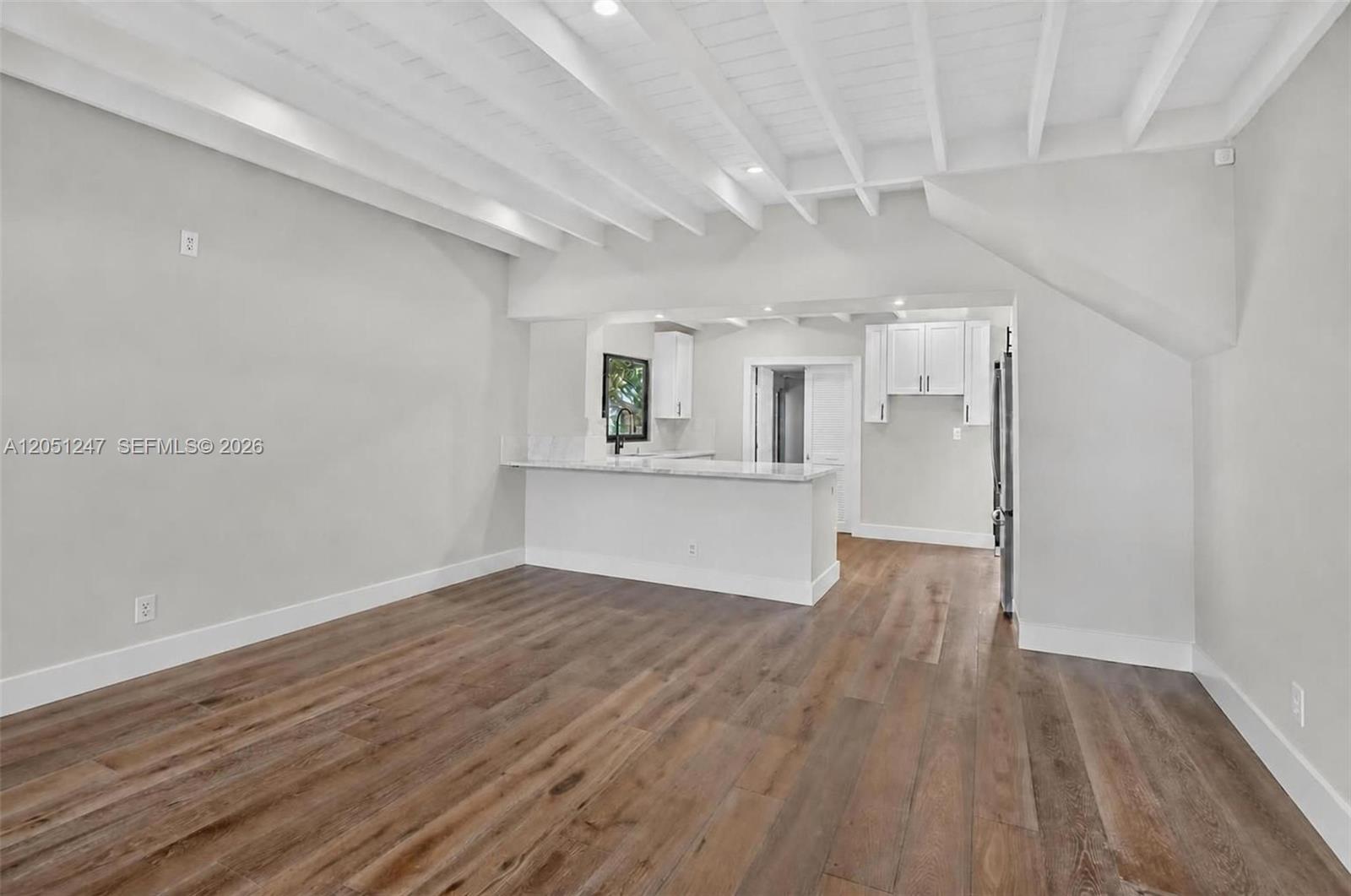 76 NW 97th St