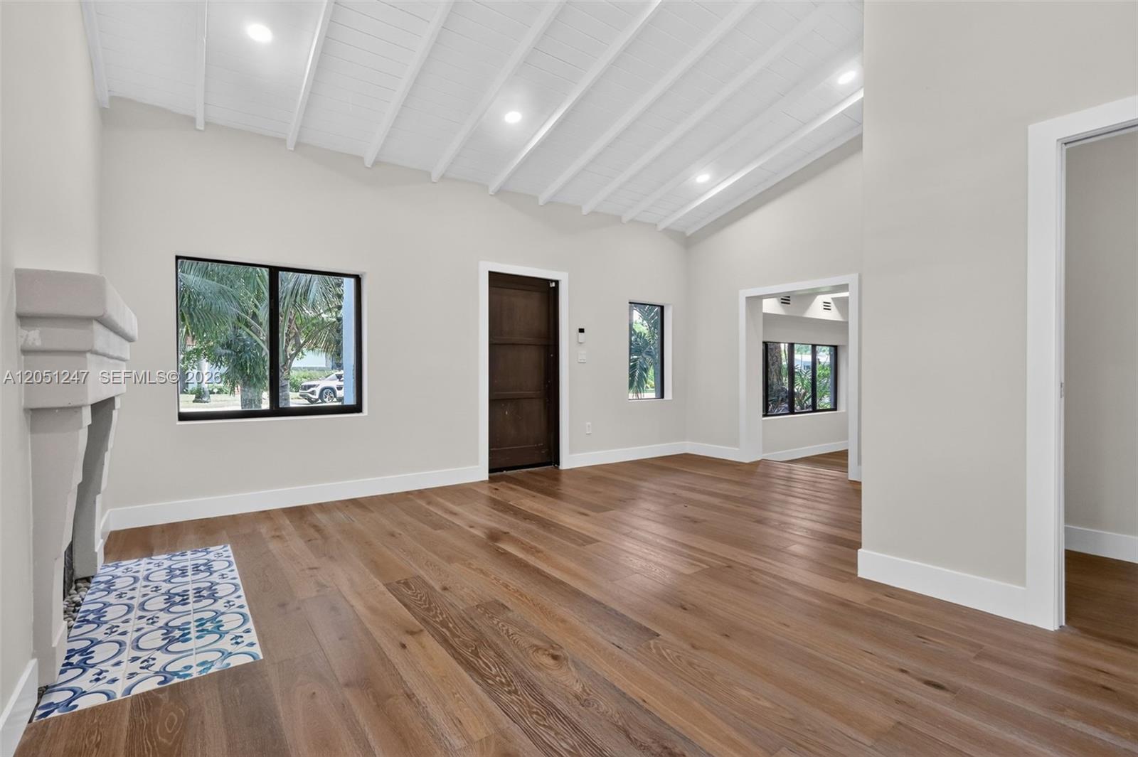 76 NW 97th St