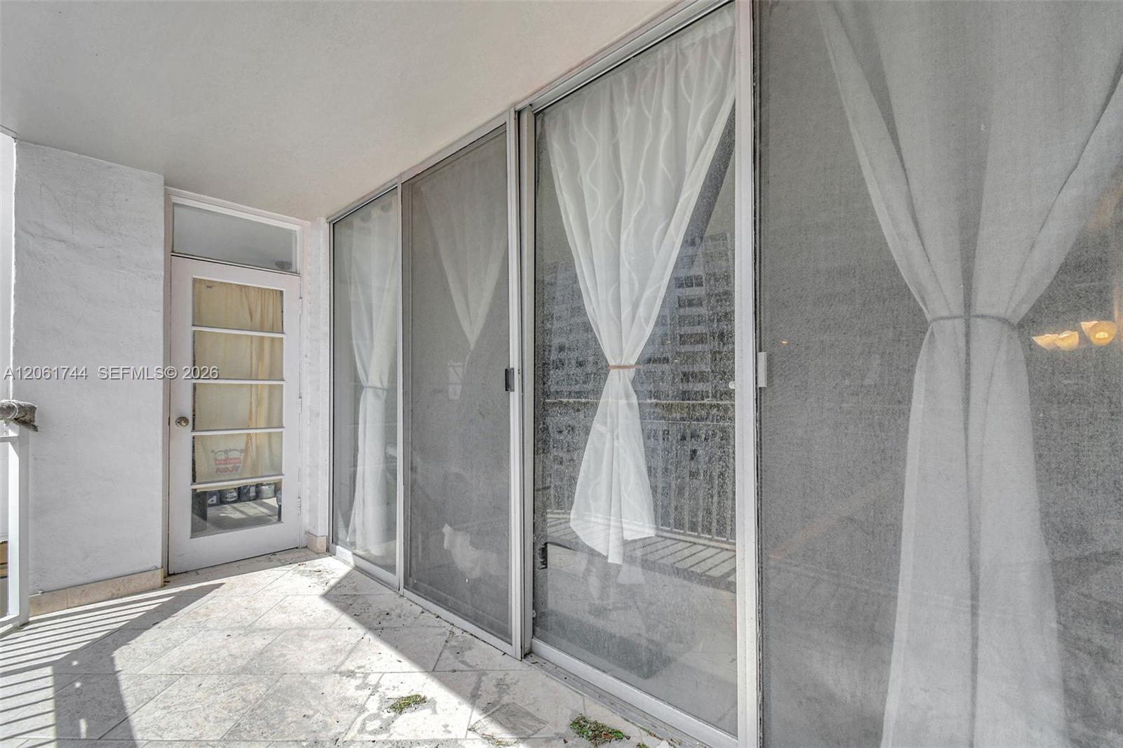 18051 Biscayne Blvd # 801