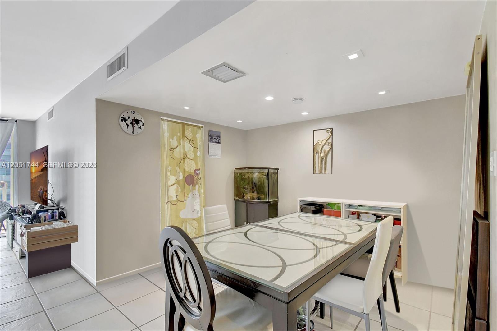 18051 Biscayne Blvd # 801