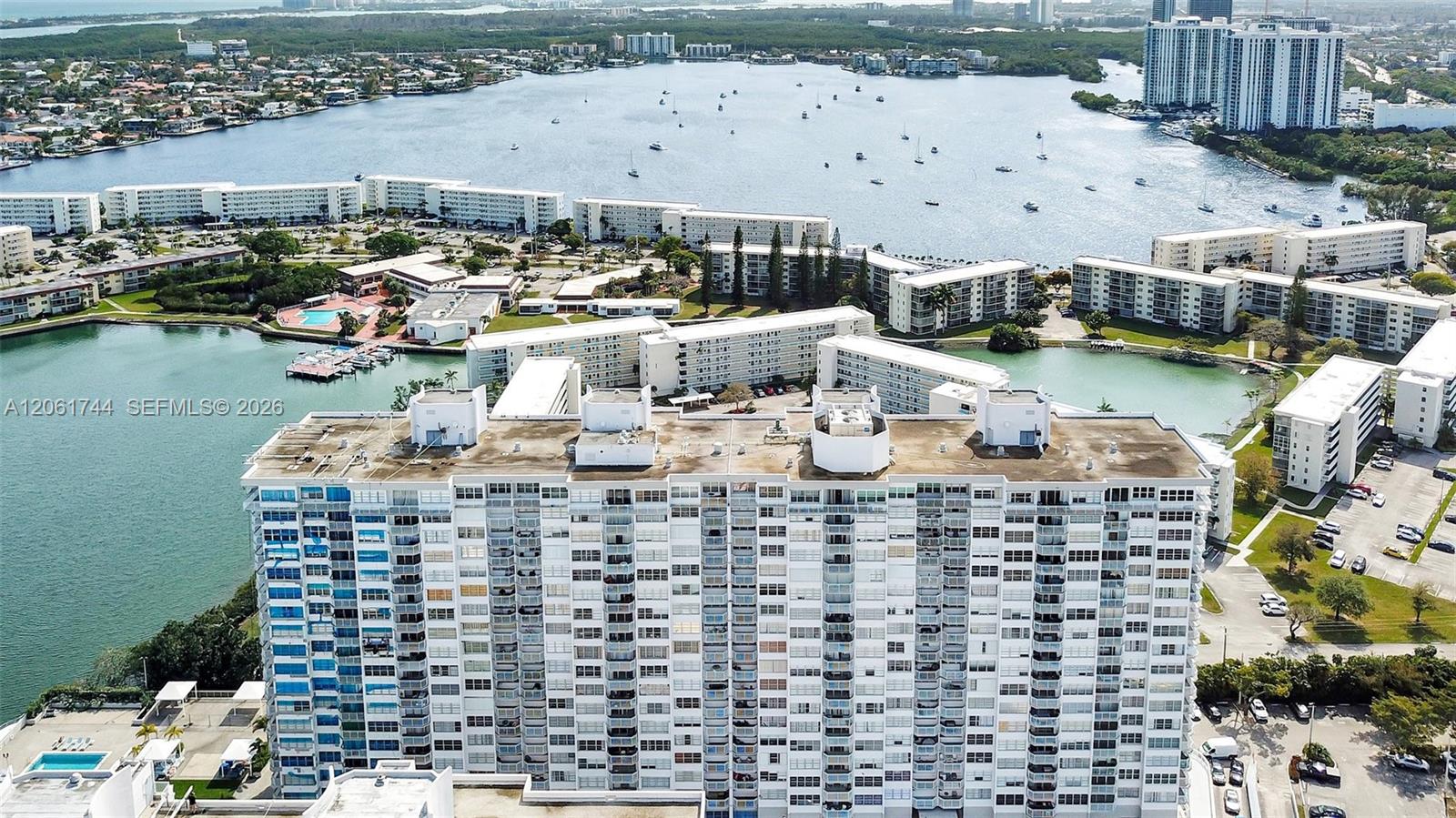 18051 Biscayne Blvd # 801