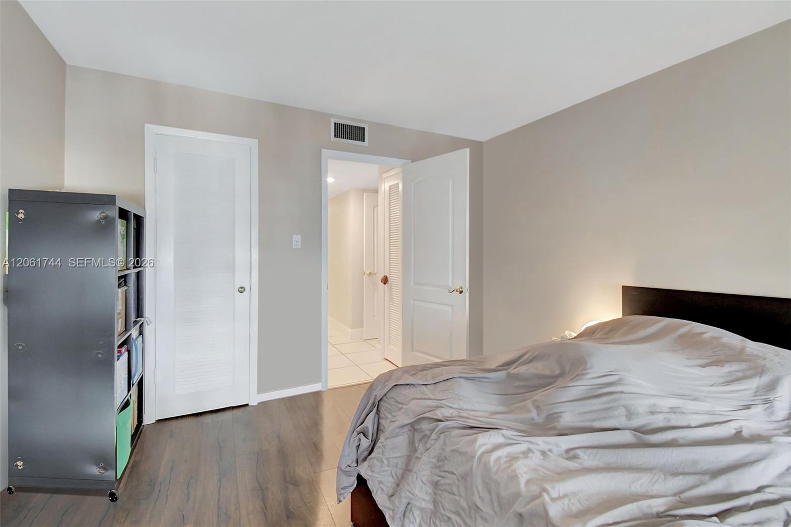 18051 Biscayne Blvd # 801