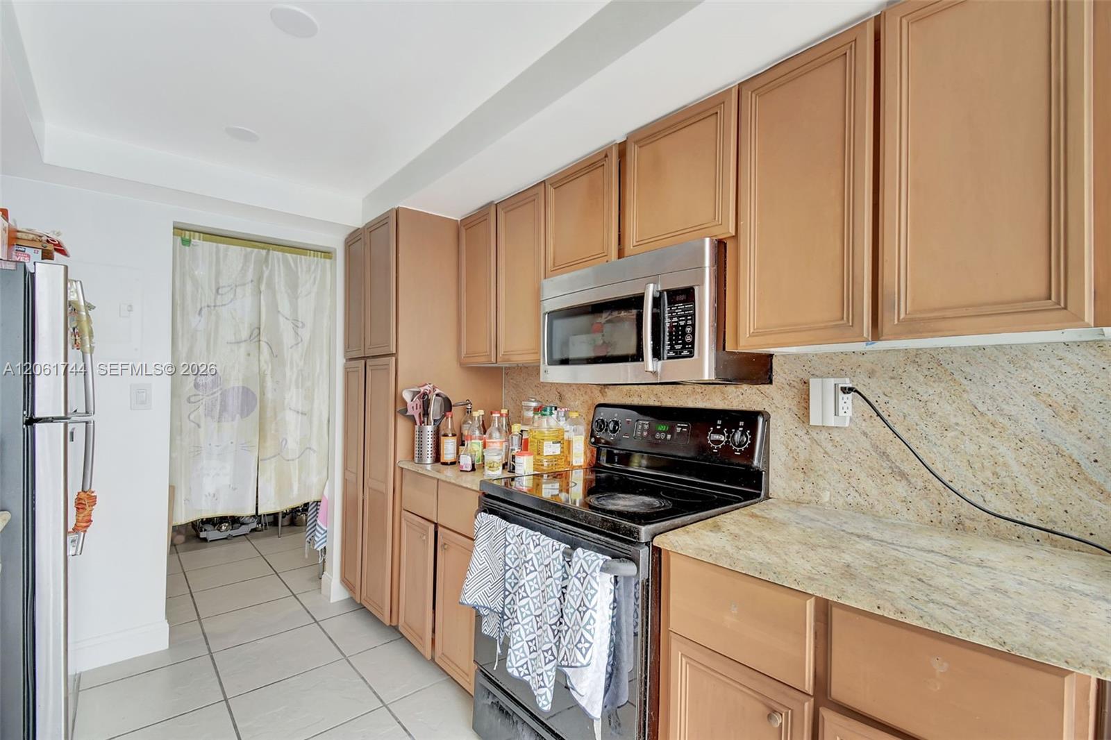 18051 Biscayne Blvd # 801