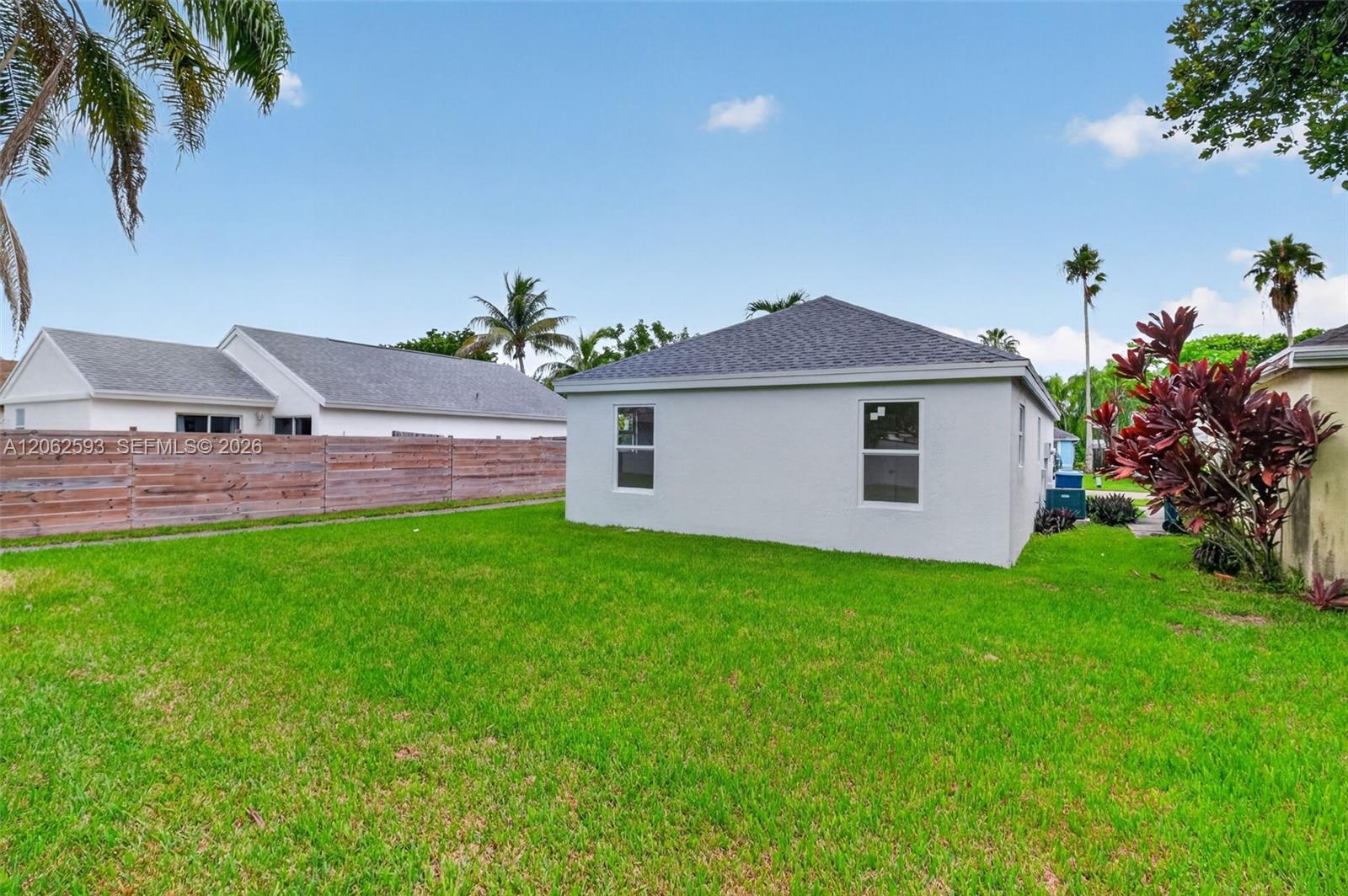 941 SW 7th Pl