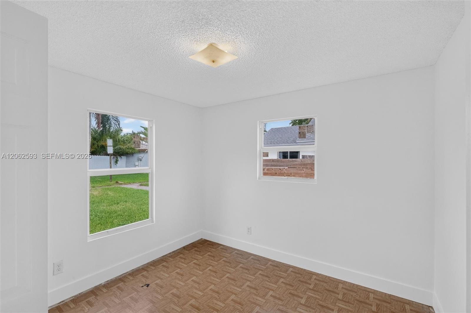 941 SW 7th Pl