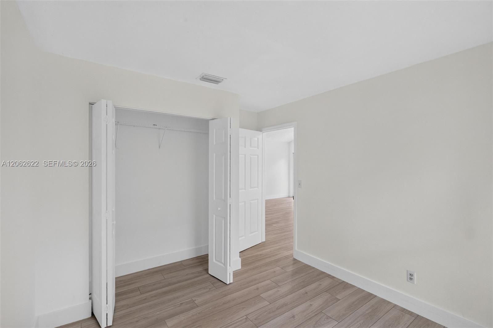792 SW 9th St