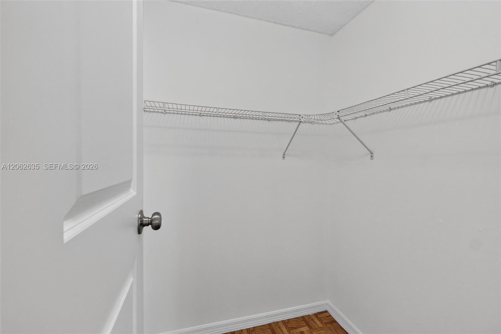 744 SW 9th St