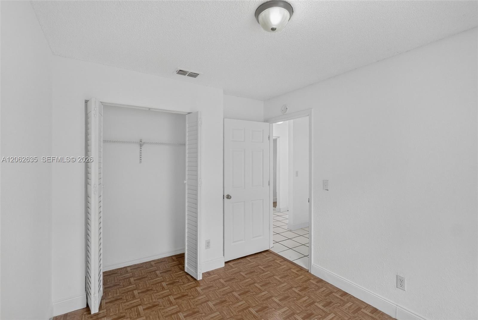 744 SW 9th St