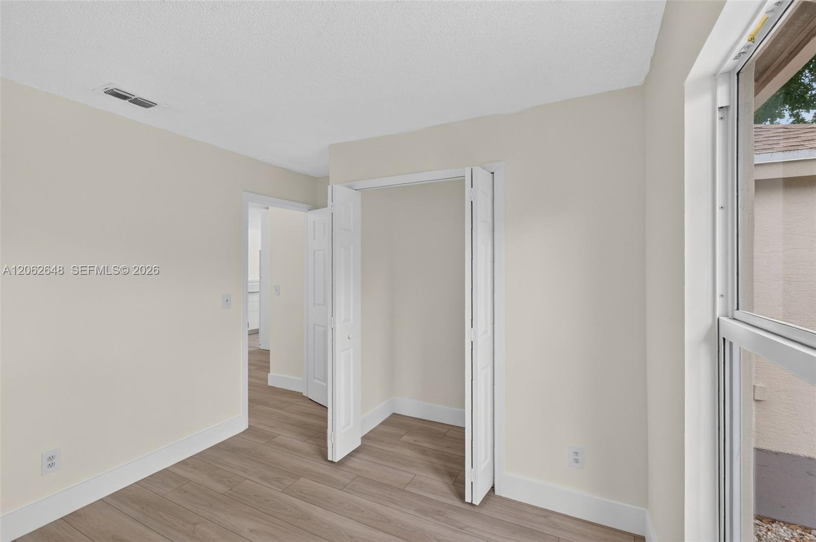731 SW 10th St