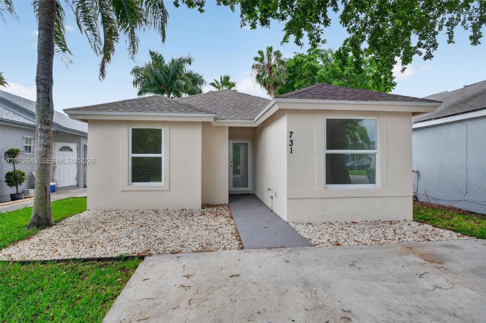 731 SW 10th St