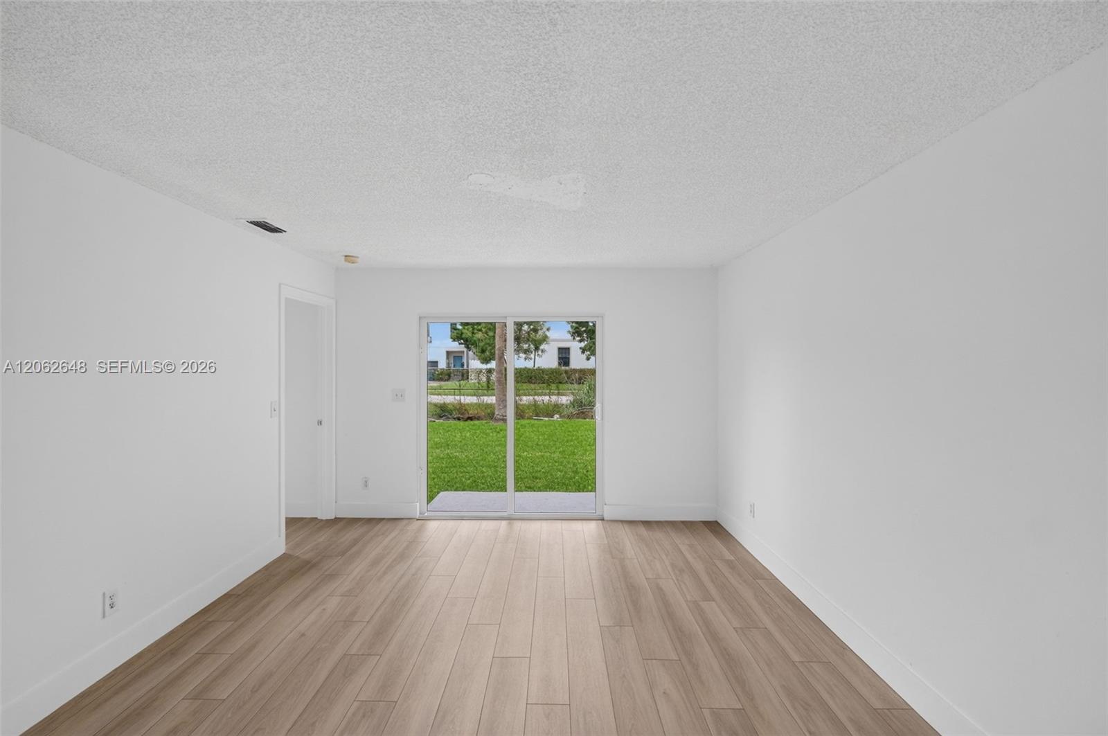 731 SW 10th St