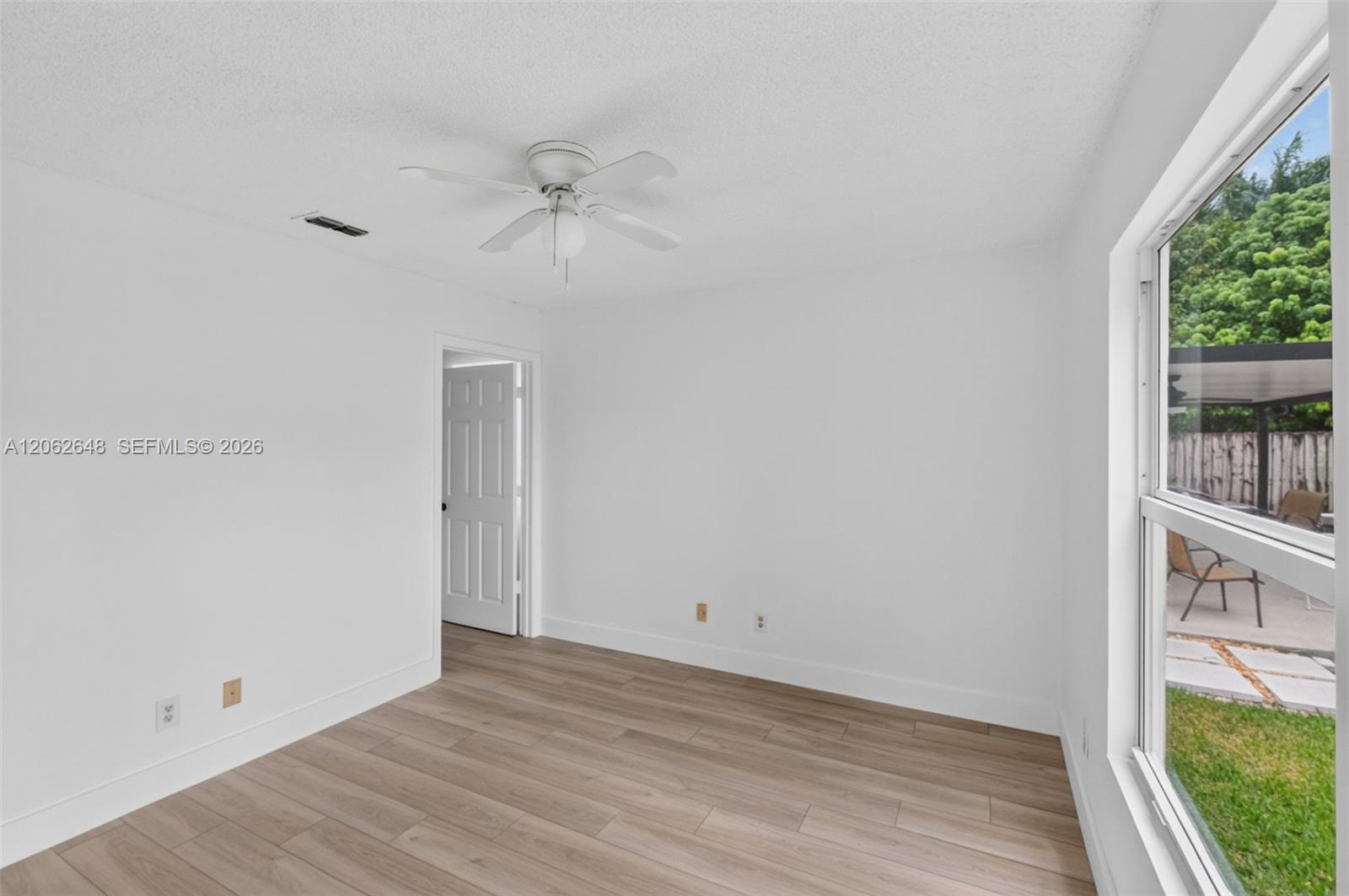 731 SW 10th St