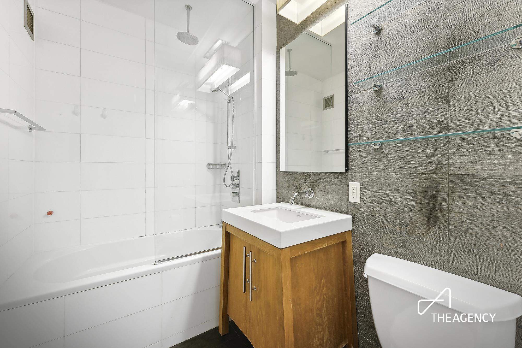 88 GREENWICH Street 1116