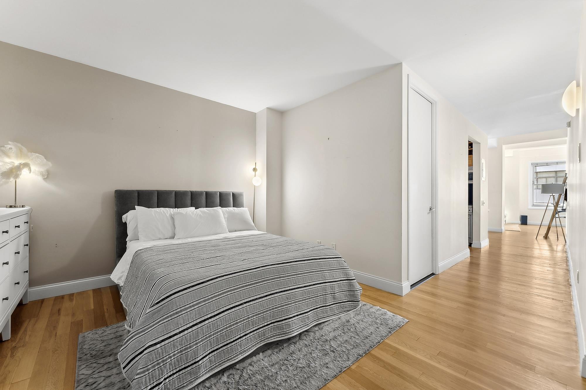 88 GREENWICH Street 1116