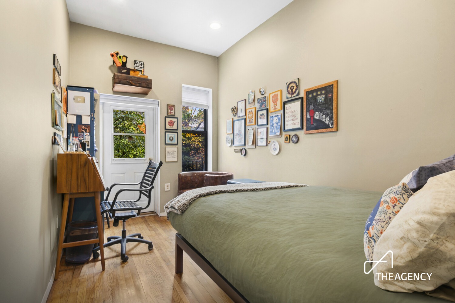 586 PACIFIC Street 1B