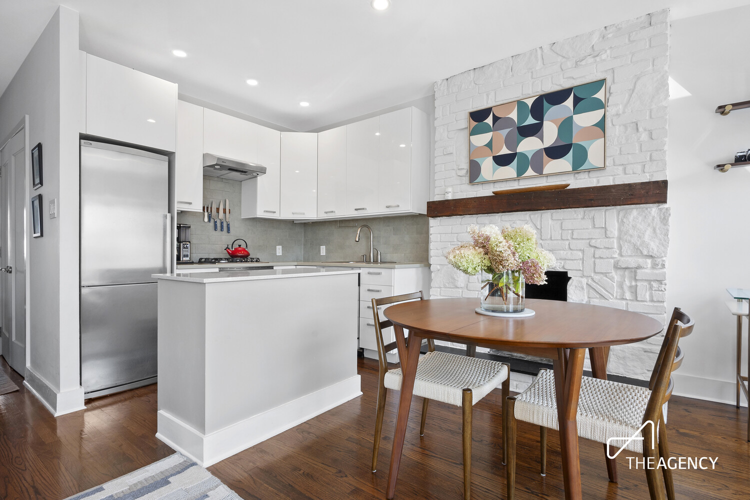 498 HENRY Street 4