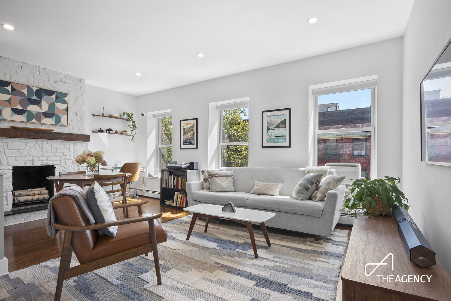 498 HENRY Street 4