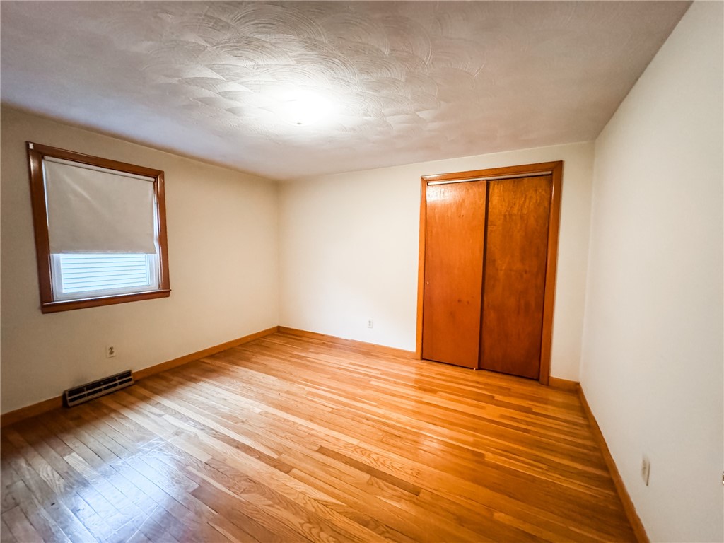 32 Bagley Avenue