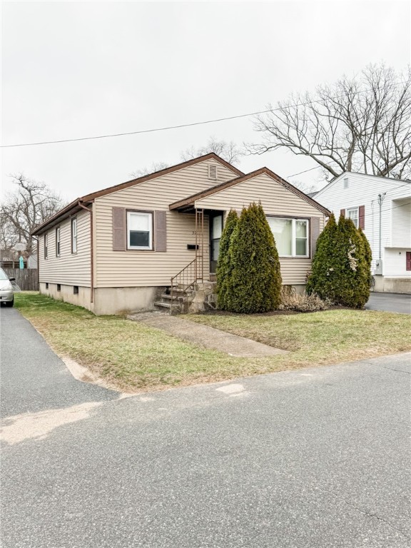 32 Bagley Avenue