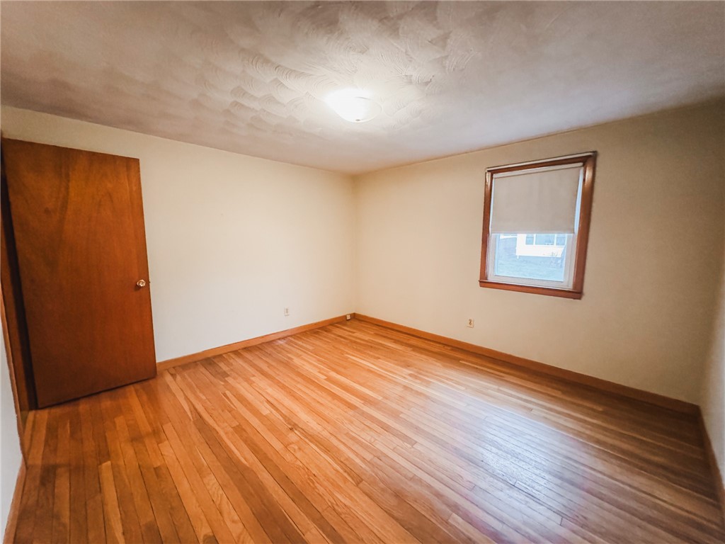32 Bagley Avenue
