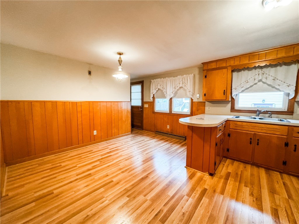 32 Bagley Avenue