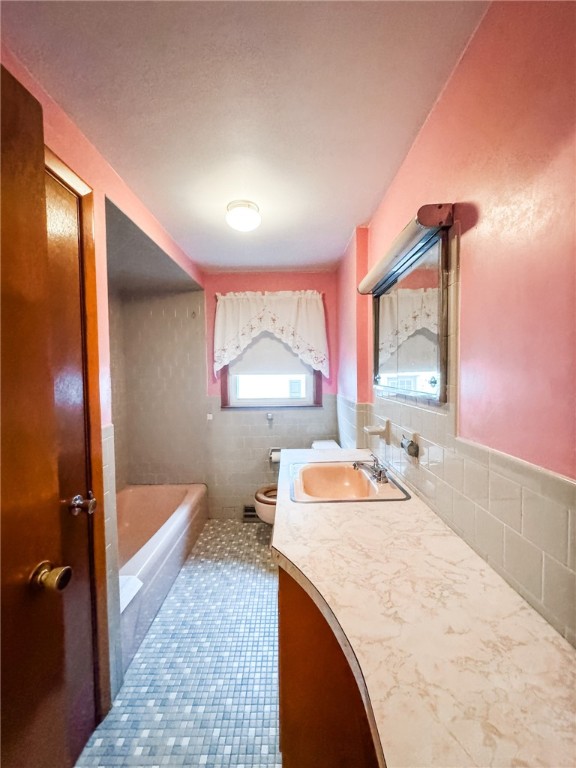 32 Bagley Avenue