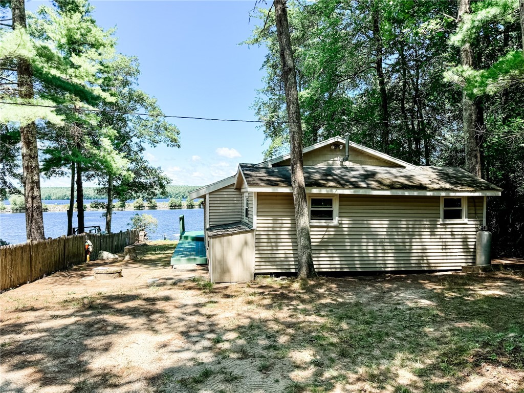 158 Pauchaug Trail